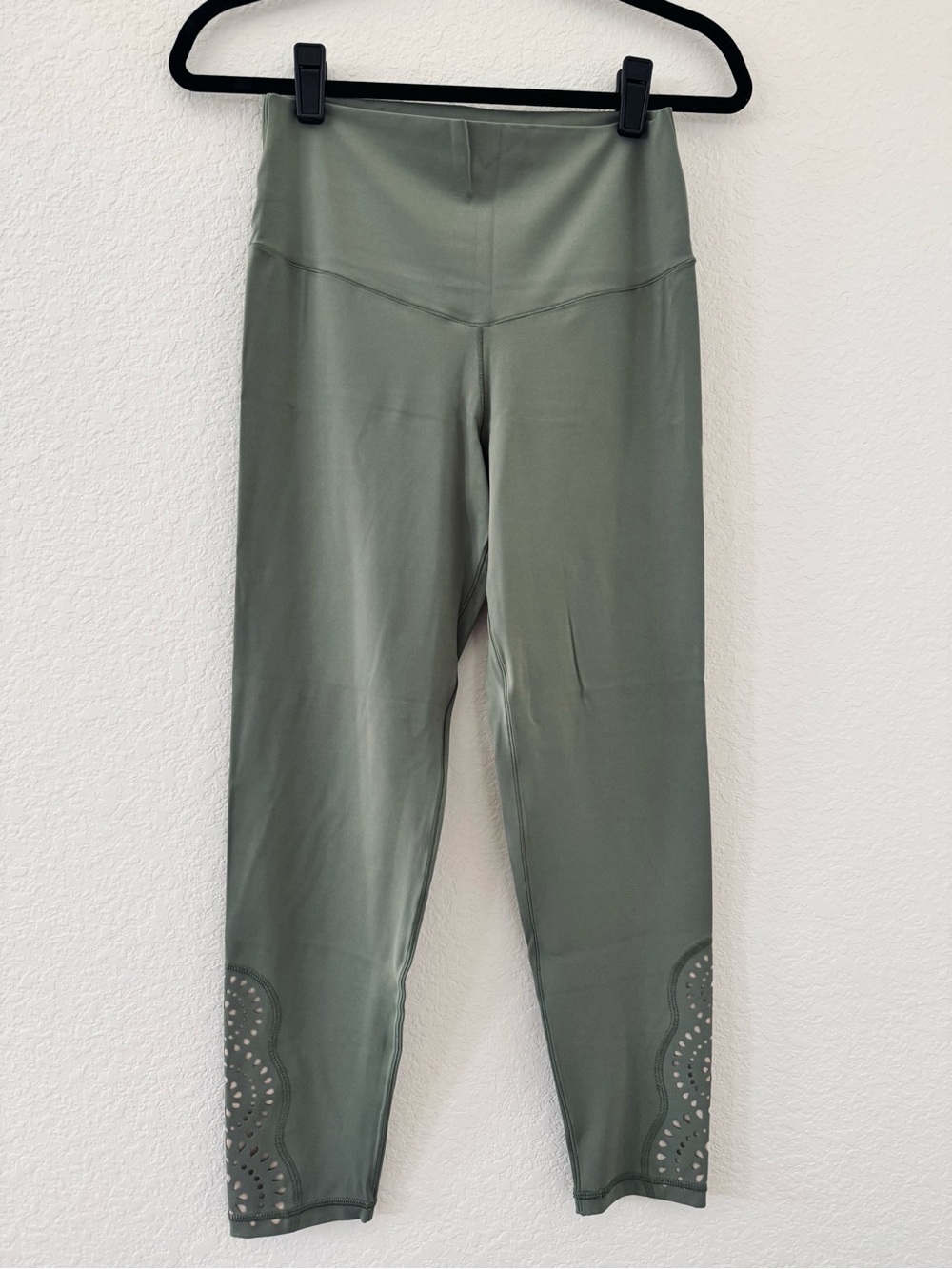 Aerie Laser Cutout Detail Olive Green Leggings